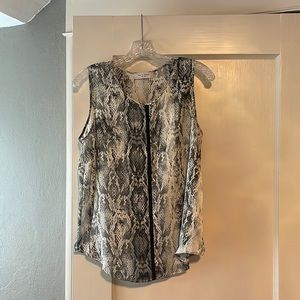 Lola & Sophie sleeveless layering blouse